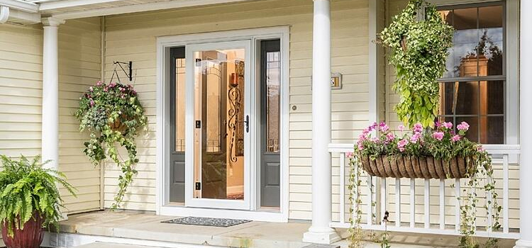 screen door installation in Pico Rivera